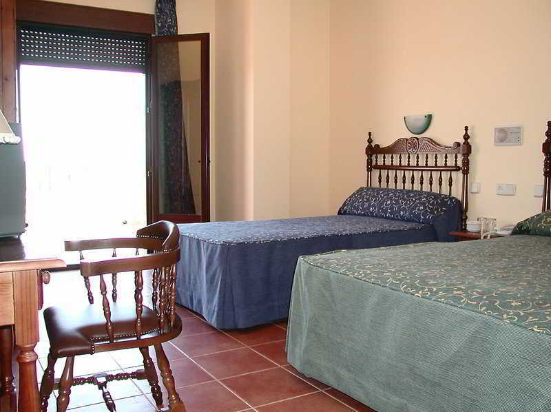 Hotel Restaurante Banos Banos De La Encina Exterior photo